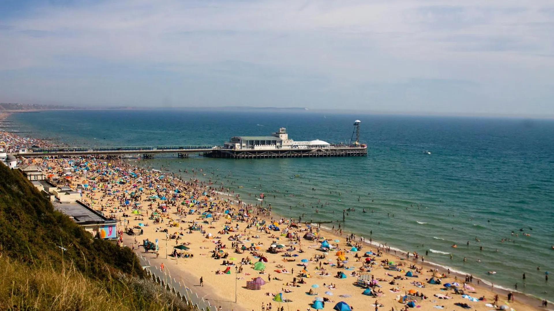 Vakantiehuis Modern 4-Level Townhouse For 8 Free Parking Bournemouth Villa